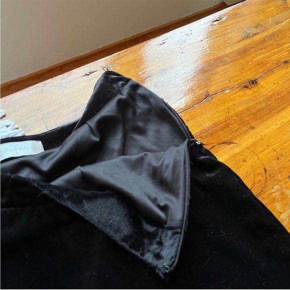 Altar’d state skirt - Picture 5 of 5